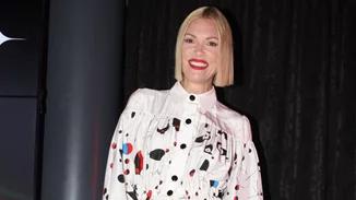 Η Βίκυ Καγιά με μαγιό ελληνικού brand στο Φεστιβάλ Καννών