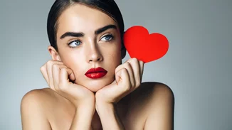 8+1 beauty δώρα για του Αγίου Βαλεντίνου | Tα προϊόντα που θα σε κάνουν να λάμψεις