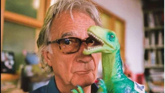 Ο Paul Smith εξακολουθεί να φορά τα κοστούμια του την περίοδο του lockdown