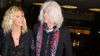 Άννα Βίσση & Νίκος Καρβέλας | Οικογενειακώς στο άδειο Καλλιμάρμαρο μετά τη συναυλία - Η "παρουσία" της Σοφίας