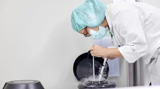 Απίστευτο περιστατικό με δότη σπέρματος - Μετέδωσε γονίδιο καρκίνου σε τουλάχιστον 197 παιδιά σε Ελλάδα και Ευρώπη