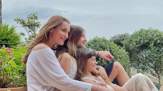 Η Αναστασία και η Αριάδνη Ρουβά είναι διαφορετικές τόσο σε εμφάνιση όσο και σε χαρακτήρα | Αυτές είναι οι πανέμορφες κόρες της Κάτιας Ζυγούλη και του Σάκη Ρουβά