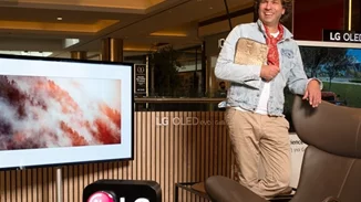 O concept maker Γεώργιος Καράμπελας, μας αποκαλύπτει την LG OLED Gallery TV