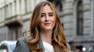 Οι καλύτερες ενυδατικές κρέμες με χρώμα που δρουν κατά των ρυτίδων και της χαλάρωσης