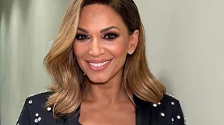 Πιο ξανθιά από ποτέ η Έλλη Κοκκίνου | Η νέα αλλαγή στην εμφάνισή της