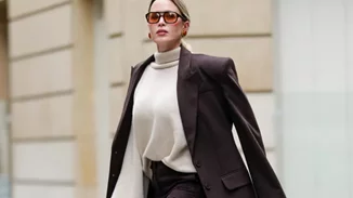 Πουλόβερ σε γήινα χρώματα | Η διαχρονική τάση που θα φορέσουμε φέτος τον χειμώνα