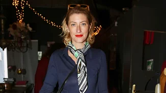 Σία Κοσιώνη | Με total white look σε εκδήλωση στο Ζάππειο