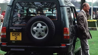 Πρίγκιπας Φίλιππος | Η ιστορία του Land Rover που σχεδίασε ο ίδιος για να μεταφέρει τη σορό του