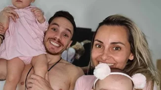 Βασιλική Μιλλούση - Λευτέρης Πετρούνιας | "Μπήκαμε" στο cozy σπίτι του ζευγαριού (pics,vid)