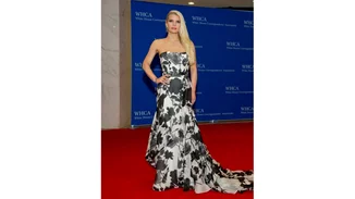 "Αυτή η γυναίκα είναι μια αγνώριστη εκδοχή του εαυτού μου" | Η μάχη της Jessica Simpson με το αλκοόλ