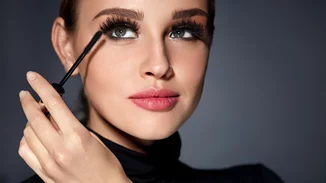 Dreamy Lashes | Το μόνο προϊόν μακιγιάζ που θα χρειαστείς για να τραβήξεις όλη την προσοχή στο βλέμμα σου