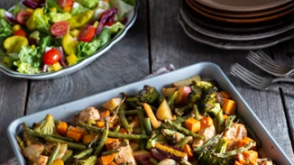 Συνταγή για λαχανικά γιαχνί με κάρυ | Μια ελαφριά επιλογή τώρα που η θερμοκρασία ανεβαίνει