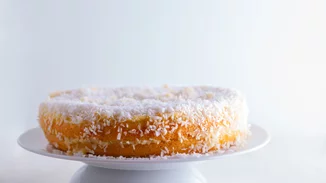 Εύκολη πουτίγκα καρύδας | Ένας τέλειος τρόπος να απολαύσεις το εξωτικό φρούτο