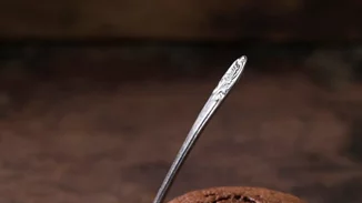 Η εύκολη συνταγή για σουφλέ σοκολάτας