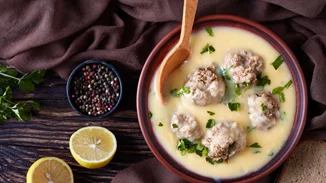 Κλασική συνταγή για γιουβαρλάκια αυγολέμονο