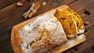 Σταφιδόπιτα | Η συνταγή για υπέροχο κέικ χωρίς βούτυρο και χωρίς αβγά