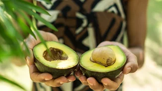 9 superfoods που πρέπει να βάλεις στη διατροφή σου για σωστή διατροφή και αδυνάτισμα