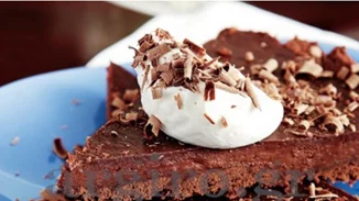 Συνταγή για σοκολατένια τάρτα µε κρέµα σοκολάτας