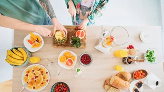 Υγιεινά καλοκαιρινά σνακ | 5 γευστικές ιδέες χωρίς πολλές θερμίδες