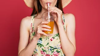 Τι χυμό να πιω για ισχυρό ανοσοποιητικό, για το άγχος, για τις λιγούρες ή για ενέργεια στο φουλ;