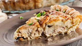 Συνταγή για νόστιμη κοτόπιτα | Mία παραδοσιακή και αγαπημένη συνταγή