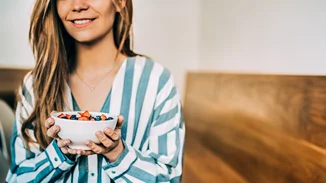 Διατροφή στην εγκυμοσύνη | Οι τροφές που χρειάζεσαι, πόσο βάρος να πάρεις, τα απαραίτητα θρεπτικά στοιχεία