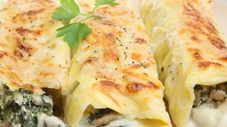 Κανελόνια με σπανάκι, κοτόπουλο και πέστο για το πιο νόστιμο μεσημεριανό γεύμα