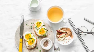 Τι να φάω για πρωινό για να χάσω κιλά; 3 τροφές που είναι καλό να περιέχει το πρωινό γεύμα