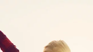 5 πράγματα που προτιμούν οι άντρες στο look των γυναικών | Τα μαλλιά, το μακιγιάζ, τα νύχια, το άρωμα