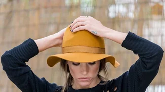 Αθηνά Οικονομάκου: Έκανε την δική της "πασαρέλα" με φουσκωμένη την κοιλίτσα