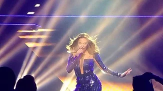 Δέσποινα Βανδή: Tι φόρεσε στην πρεμιέρα της στη Θεσσαλονίκη