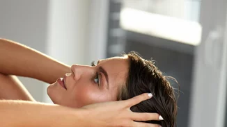 Hair Steaming | Η νέα τάση στην περιποίηση των μαλλιών