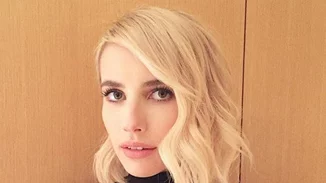 Emma Roberts | Φόρεσε το πιο cozy και άνετο σύνολο πού θα βρεις στα H&M