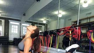 Irina Shayk: Δες πώς διατηρεί την καλλίγραμμη σιλουέτα της