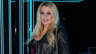 Κωνσταντίνα Σπυροπούλου: Με ολόσωμο μαγιό στην πισίνα