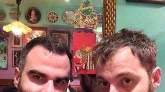 Αύγουστος Κορτώ: Το μήνυμα για τον πατέρα του μετά το σύμφωνο συμβίωσης που υπέγραψε