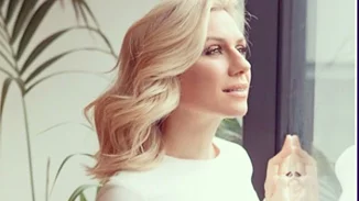 Κατερίνα Καραβάτου: Η πρώτη φωτογραφία του νεογέννητου γιου της