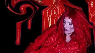 Supermodels ποζάρουν ως τα 7 θανάσιμα αμαρτήματα σε μία νέα sexy καμπάνια