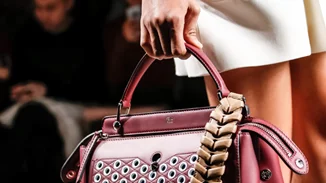 Τα καλύτερα και χειρότερα trends στα αξεσουάρ της σεζόν