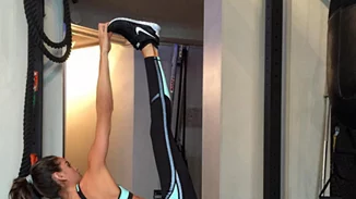 Μόνο αν είσαι prο στο TRX μπορείς να κάνεις αυτές τις ασκήσεις που προτείνει η Izabel Goulart!