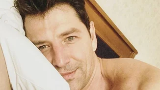 Πώς ήταν και πώς έγινε: Θα λατρέψεις ακόμα περισσότερο τον Σάκη Ρουβά αν δεις αυτές τις φωτογραφίες!