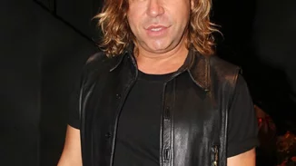 Ο Τρύφωνας Σαμαράς δηλώνει "υπεράνω" και απαντά στο unfollow της Τζένης Μπαλατσινού