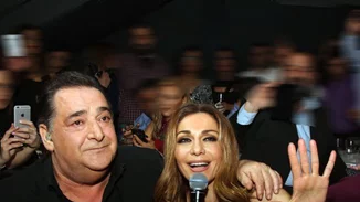 Δέσποινα Βανδή και Ντέμης Νικολαΐδης: Διασκέδασαν στον Καρρά – Μαζωνάκη