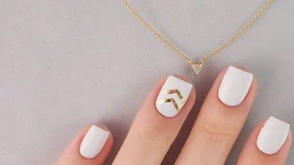 #maniMonday: Ποια είναι η σωστή κατεύθυνση σύμφωνα με τα νύχια σου;