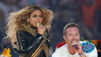 Η Beyonce βάζει τέλος στις φήμες περί εγκυμοσύνης με την εμφάνισή της αυτή!