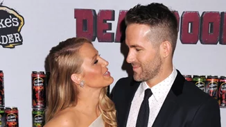 Blake Lively - Ryan Reynolds: Η red carpet εμφάνιση τους στο event της ταινίας Deadpool