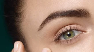 Ανόρθωση και άμεση σύσφιξη στο περίγραμμα των ματιών με 1 κίνηση!