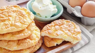 Συνταγή για cloud bread | Το δημοφιλές ψωμί χωρίς αλεύρι και γλουτένη