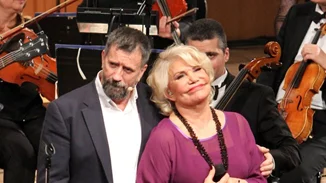 «50 χρόνια Γιώργος Κατσαρός »: Ποιοι διάσημοι βρέθηκαν στη συναυλία στο Μέγαρο Μουσικής