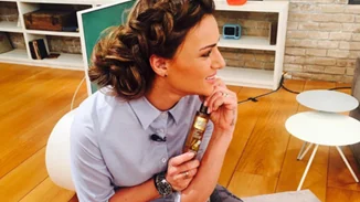 Βρήκαμε τα μποτάκια που φόρεσε η Ελένη Τσολάκη σήμερα στην εκπομπή Happy Day